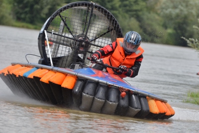 1.-New-Merlin-Beast-Hovercraft-resize-40