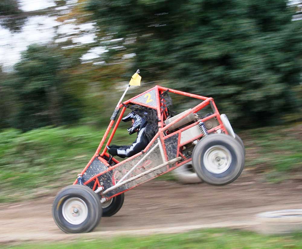 off road buggy driving