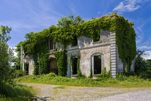 Kinlough House